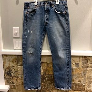 Distressed 501 Levi’s